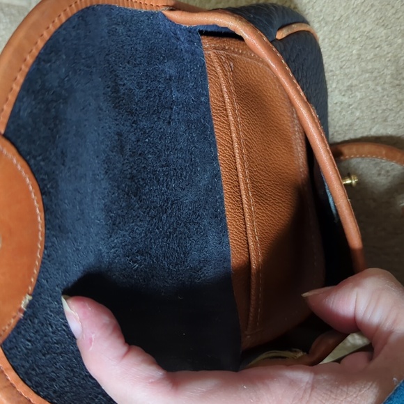Vintage Dooney & Bourke Cavalry crossbody - Picture 5 of 5